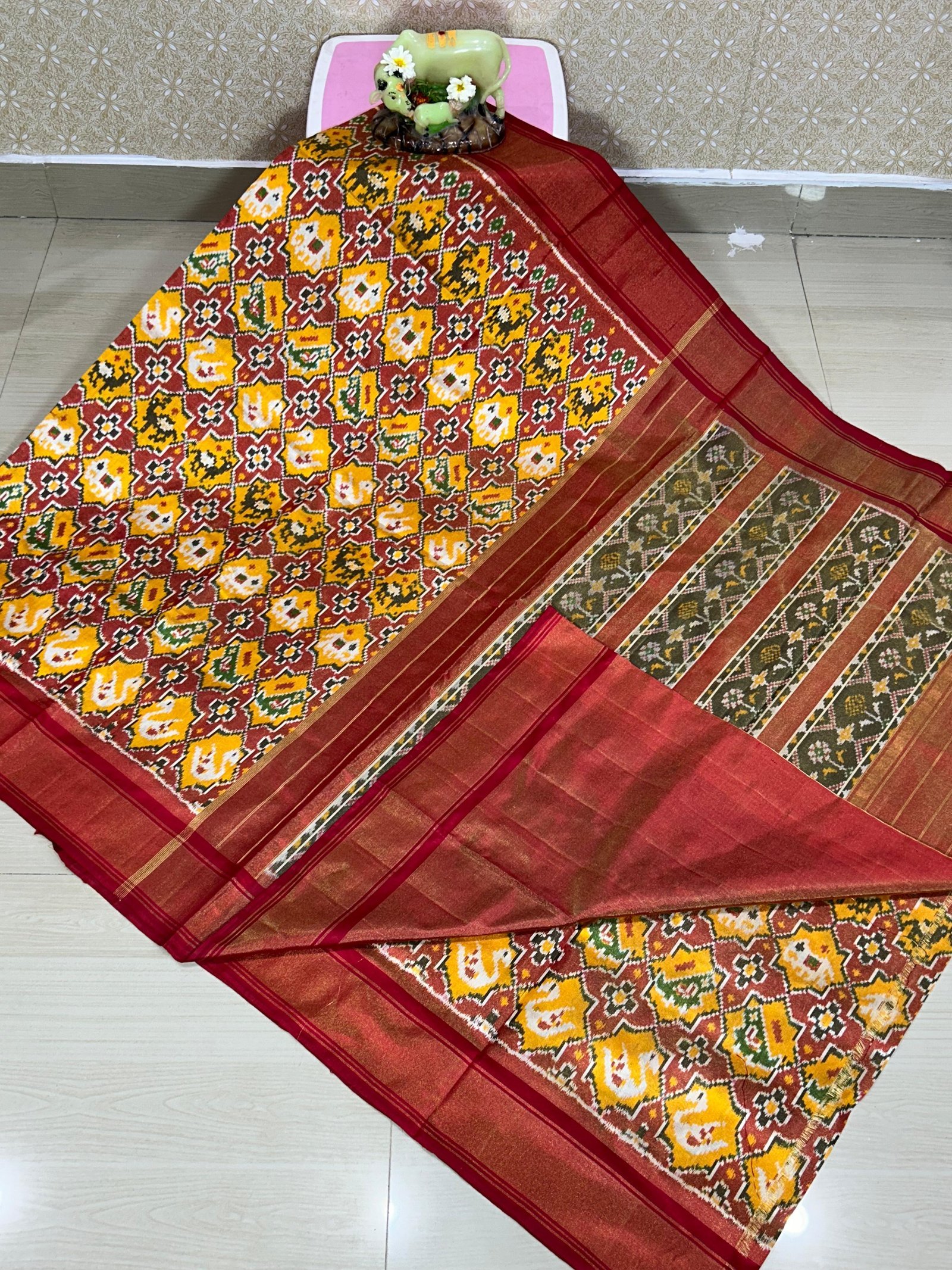 Pochampally Sunrise Red-Yellow